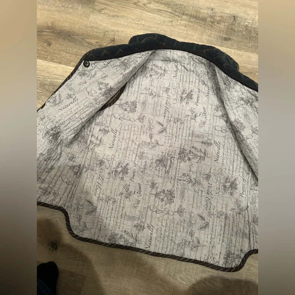 Vintage Handmade Unique Ladies Patchwork Quilted Vest Nature Floral Size Medium - Picture 3 of 3